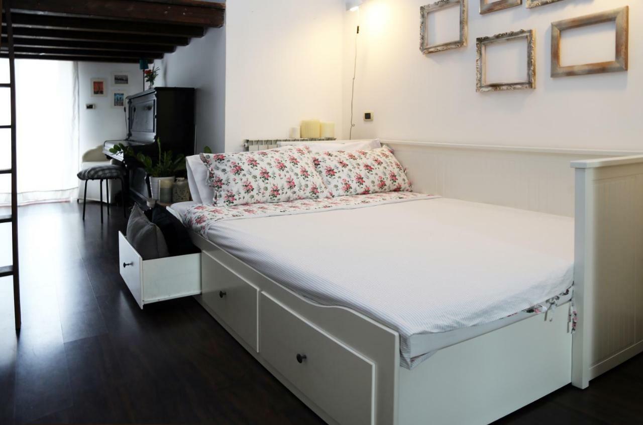 Casa Mirtilla Aci Trezza Luaran gambar